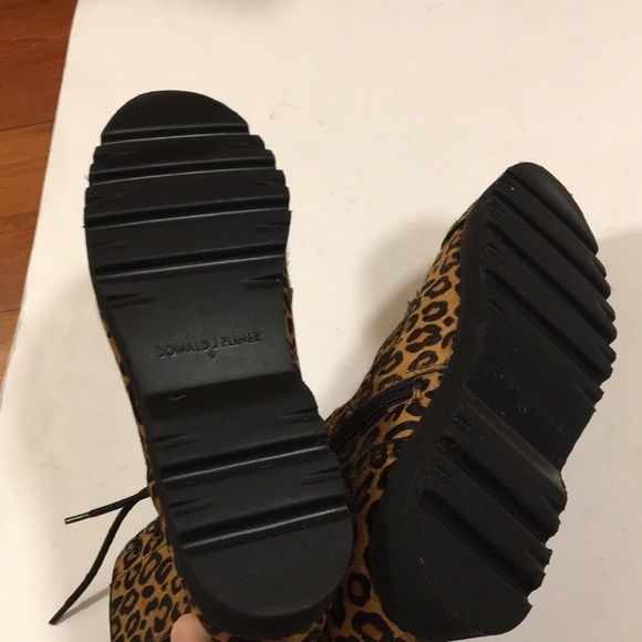 NWOB Donald J Pliner Camren Leopard-Print Hiker Boots - Picture 14 of 16